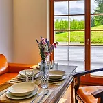 Apartment Lola Przy Stoku - Z Prywatnym Jacuzzi Szklarska Poreba